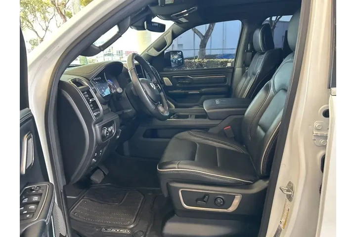 $33521 : Ram 1500 2020 4x2 Limited 4d image 5