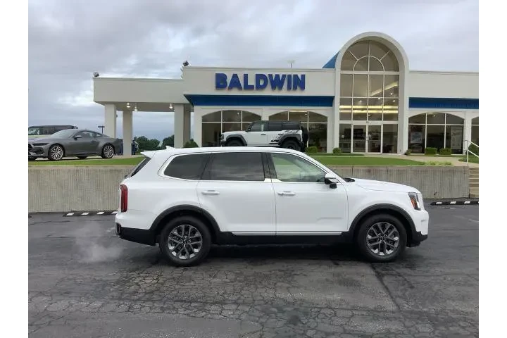 $36950 : Kia Telluride 2023 AWD LX 4d image 8