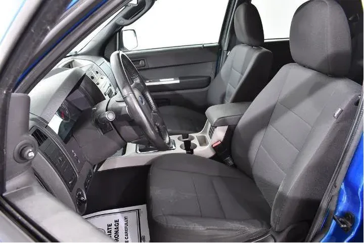 $4955 : Ford Escape 2012 XLT 4dr SUV image 6