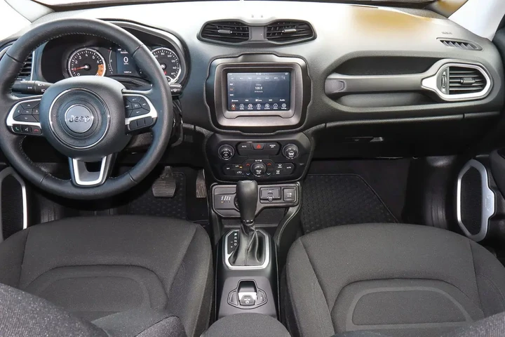 $19688 : 2019 Renegade Latitude image 10