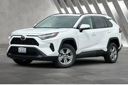$29900 : Toyota RAV4 2024 XLE 4dr SUV thumbnail