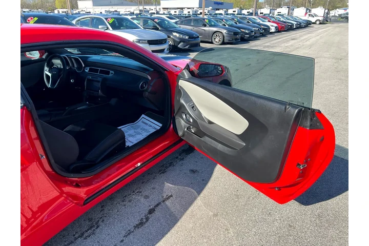 $12980 : 2015 Camaro 2dr Cpe LS w/2LS image 8