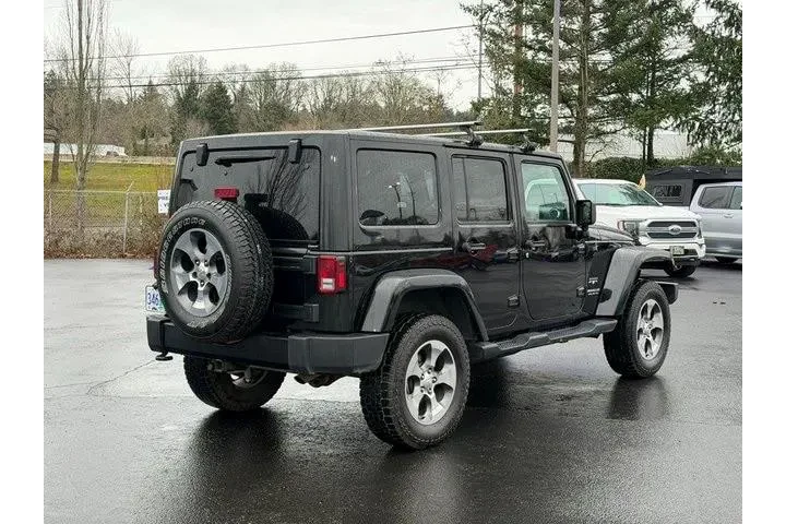 $16800 : Jeep Wrangler Unlimited 2017 image 3