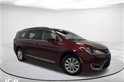 Pre-Owned 2019 Pacifica Touri en Milwaukee