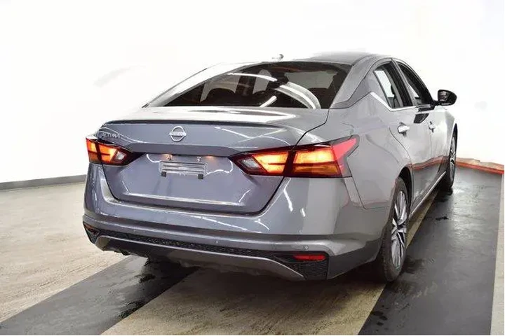 $20994 : Nissan Altima 2025 2.5 SV 4d image 7