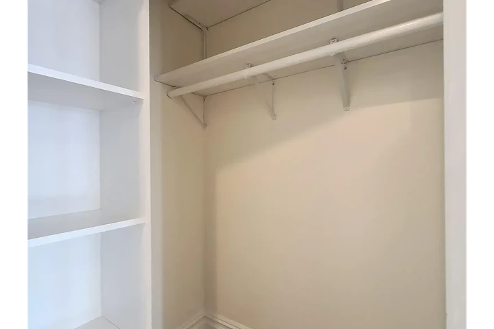 $1000 : Long Beach, CA 1BD 1BATH image 3