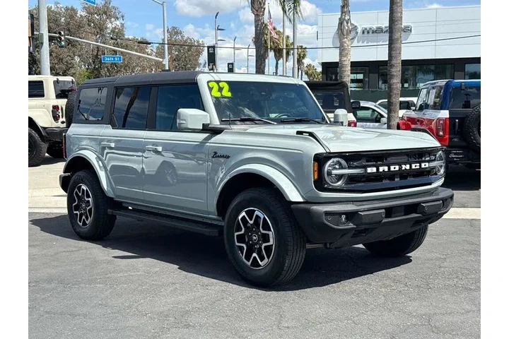 $37995 : Ford Bronco 2022 4x4 Base 4d image 1