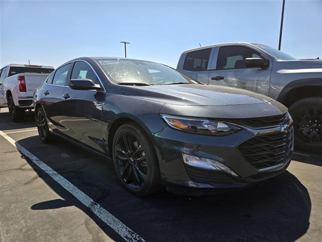 $19391 : Pre-Owned 2021 Malibu LT image 1