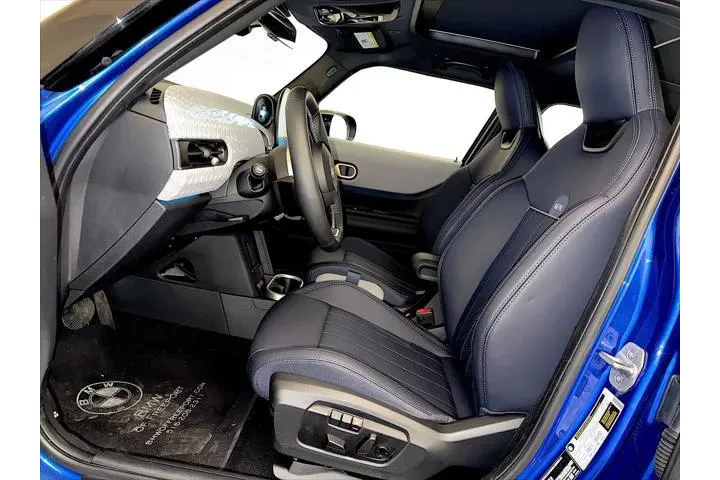 $29993 : MINI Hardtop 4 Door 2025 Coo image 9