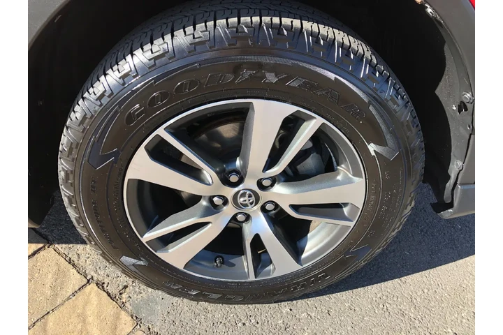 $17760 : 2016 RAV4 XLE AWD image 9