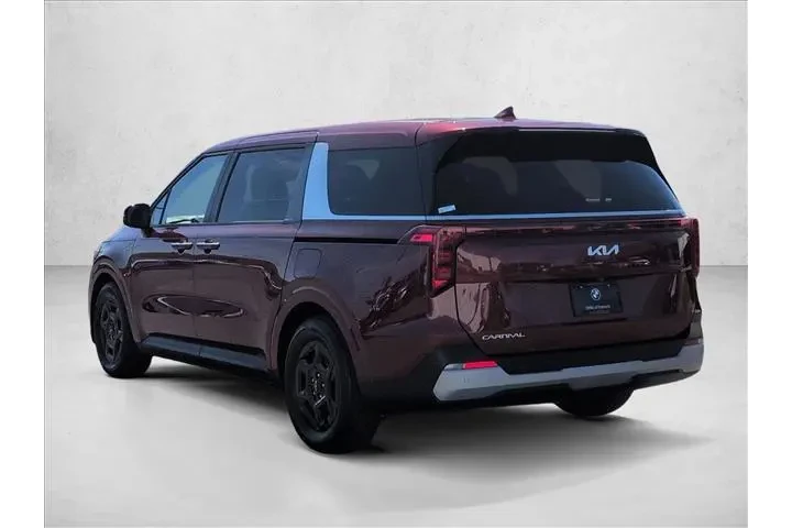 $32799 : Kia Carnival 2025 LXS 4dr Mi image 8