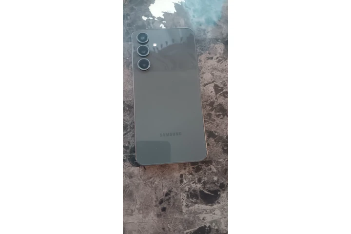 Galaxia S24fe image 4
