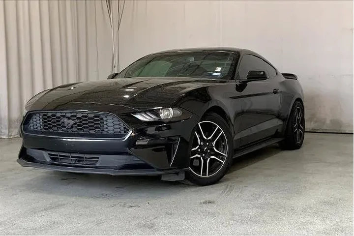 $16811 : Ford Mustang 2018 EcoBoost 2 image 2