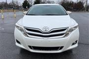 $11500 : 2013 Venza XLE thumbnail