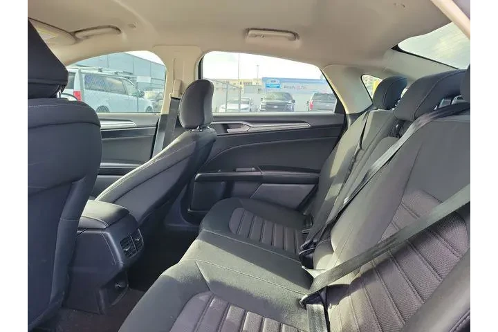 $13990 : Ford Fusion Hybrid 2020 SE 4 image 6