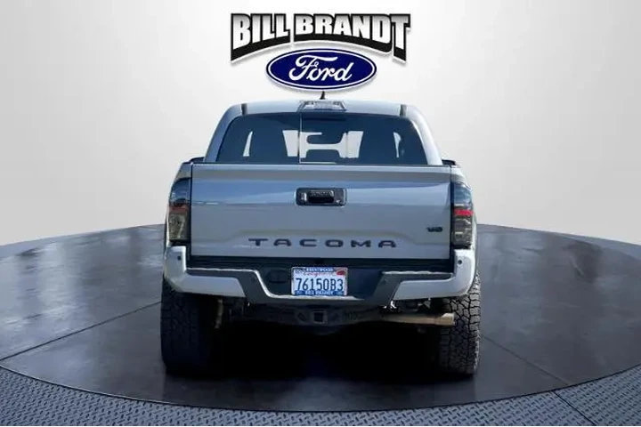 $37135 : Toyota Tacoma 2021 4x4 TRD P image 4