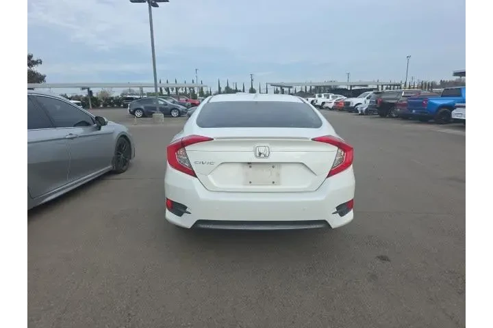 $14500 : Honda Civic 2017 EX-T 4dr Se image 5