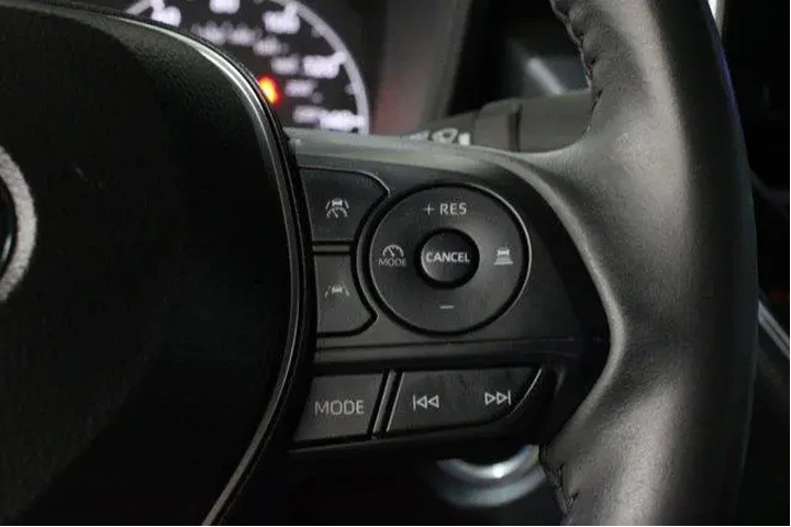 $25882 : Toyota Corolla 2024 Nightsha image 10