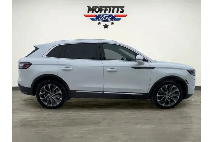 $33485 : Lincoln Nautilus 2022 AWD Re image 6