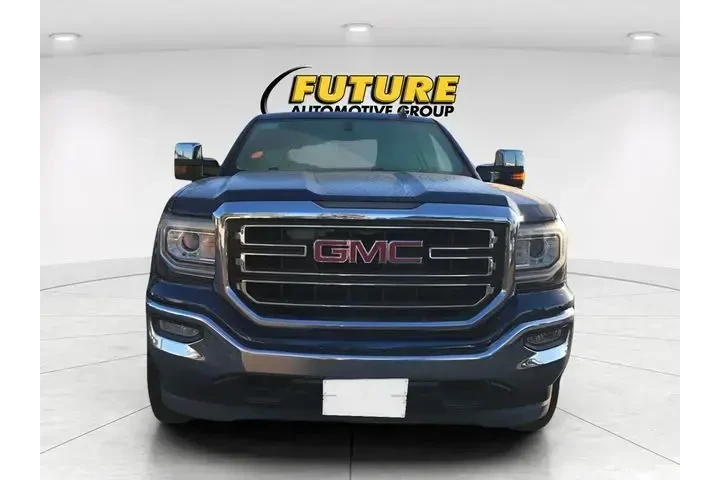 $27997 : GMC Sierra 1500 2017 4x4 SLE image 2