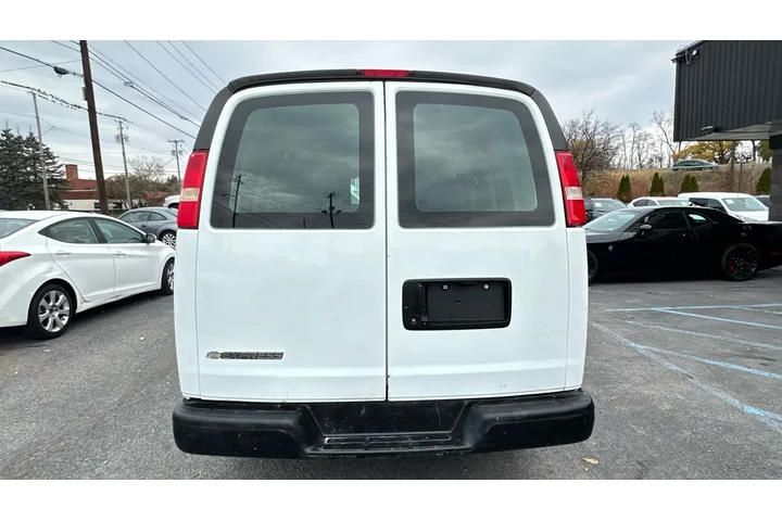 $14488 : 2018 Express image 6