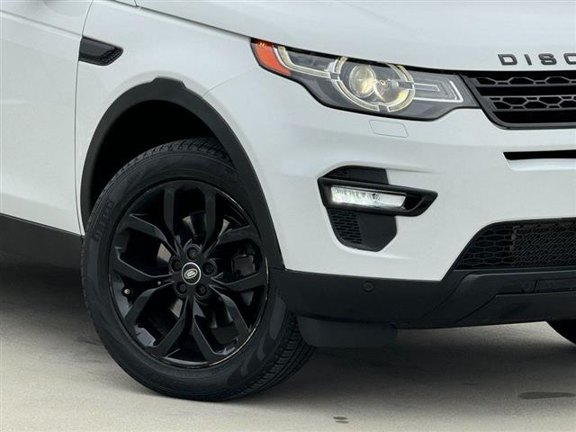 $13995 : 2016 Land Rover Discovery Spo image 4