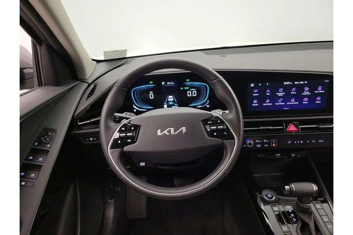 $24998 : Kia Niro 2024 EX 4dr Crossov image 10