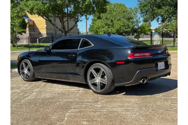 $11952 : 2015 Camaro image 4