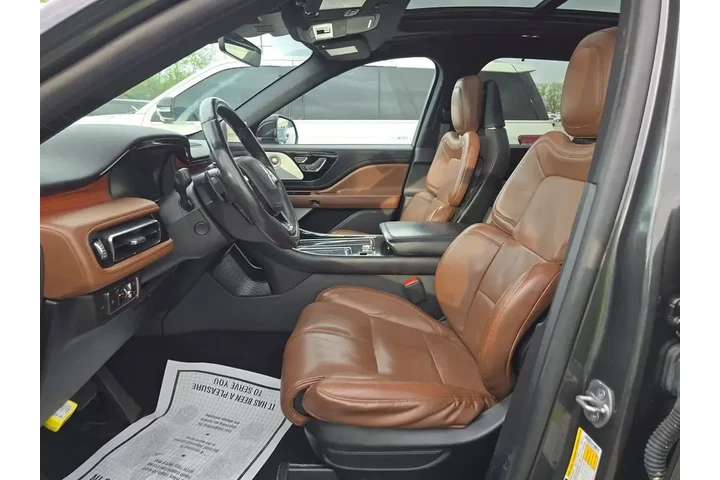 $31999 : Lincoln Aviator 2020 AWD Res image 7