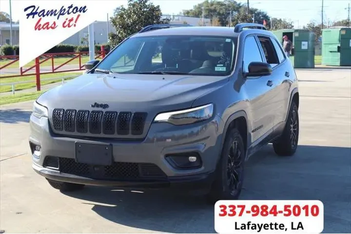 $21795 : Jeep Cherokee 2023 4x4 Altit image 1