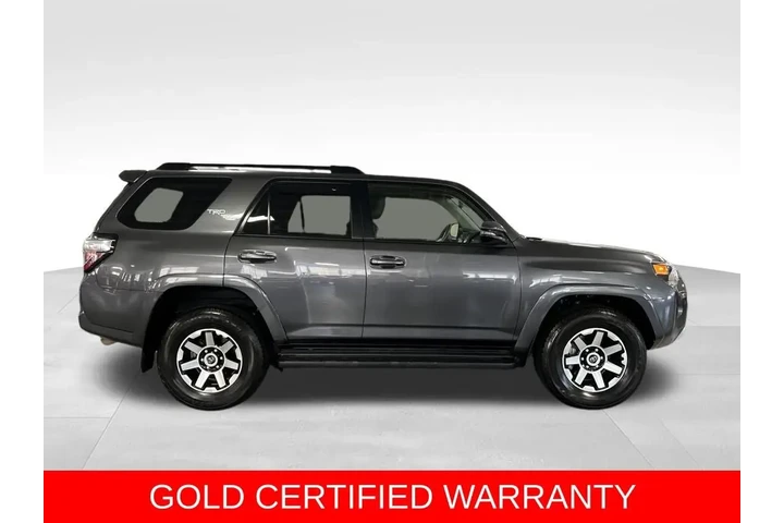 $46988 : Gold Certified2023 4Runner TR image 6
