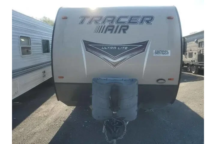 $9900 : 2015 Wildwood Tracer image 8