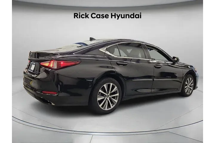 $27492 : Lexus ES 350 2019 F SPORT 4d image 8