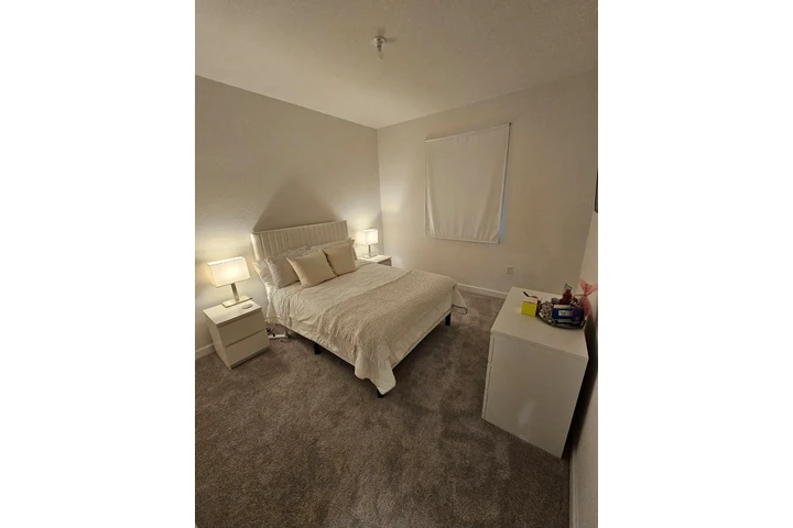 $950 : Rento hermosa habitacion image 6