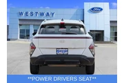 $18554 : Hyundai KONA 2024 SEL 4dr Cr thumbnail