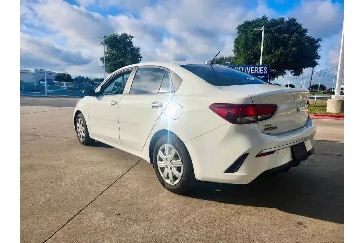 $16773 : Kia Rio 2023 LX 4dr Sedan image 5