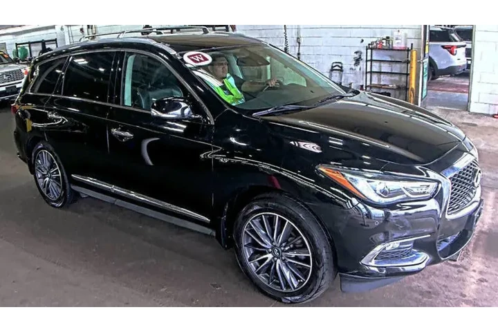 $13995 : 2019 QX60 Luxe image 3