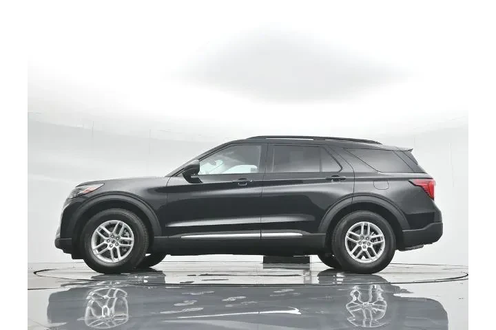 $37510 : Ford Explorer 2025 Active 4d image 8