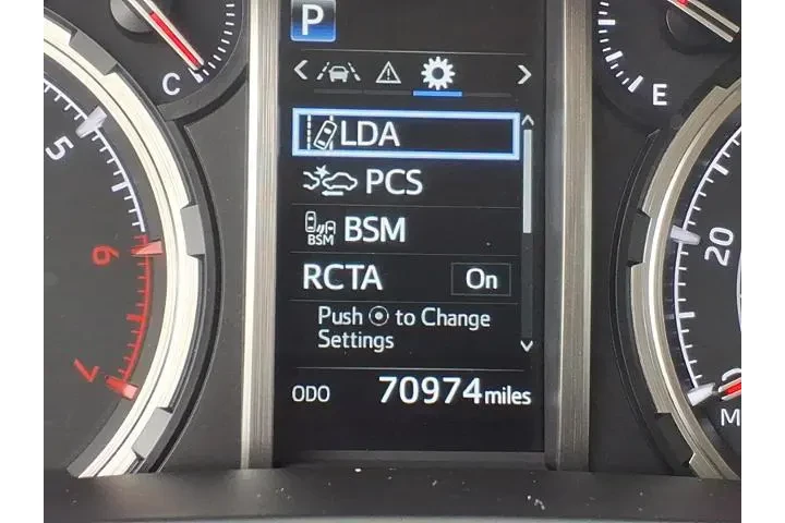 $39988 : Toyota 4Runner 2022 4x2 Limi image 9