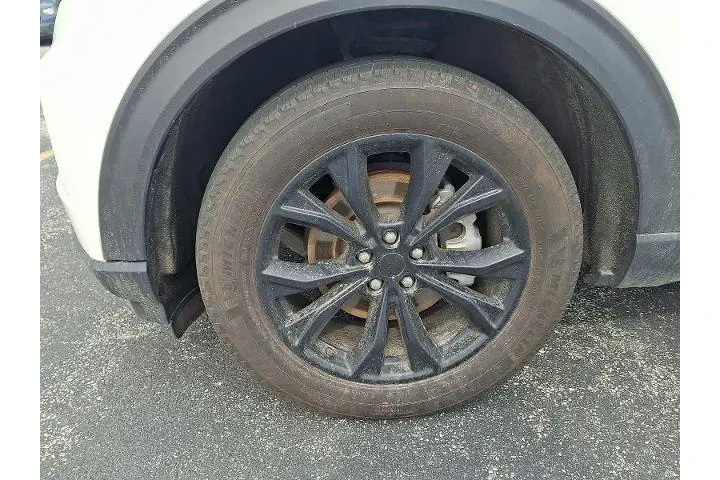 $36030 : Ford Explorer 2023 AWD XLT 4 image 4