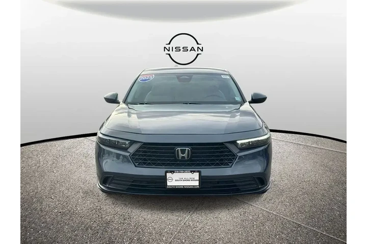 $23965 : Honda Accord 2025 LX 4dr Sed image 2