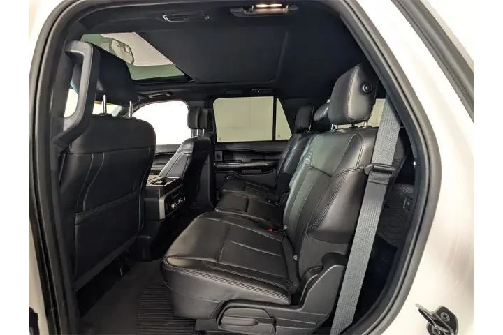 $29998 : Ford Expedition 2018 4x4 XLT image 7