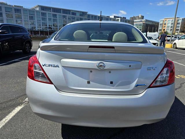 $6495 : 2013 NISSAN VERSA image 9