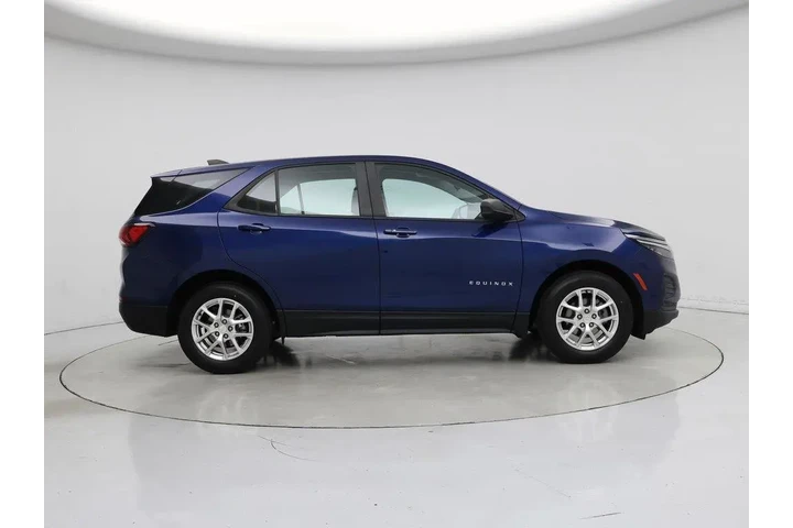 $18998 : Chevrolet Equinox 2022 LS 4d image 7
