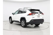$30998 : Toyota RAV4 2022 AWD XLE 4dr thumbnail