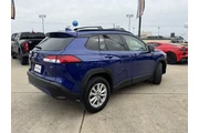 $24884 : Toyota Corolla Cross 2024 LE thumbnail
