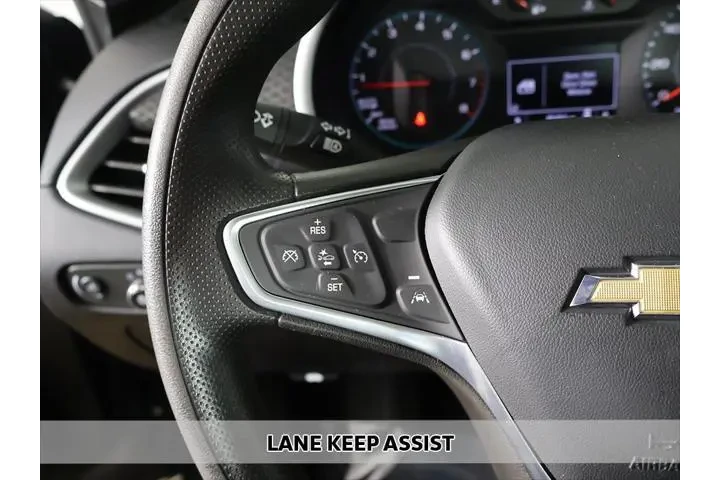 $14123 : Chevrolet Malibu 2023 LT 4dr image 4