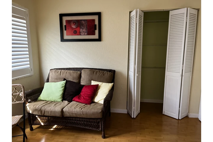 $1000 : Efficiency en el sur the Miami image 2