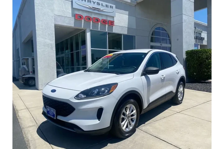 $20588 : Ford Escape 2022 AWD SE 4dr image 1