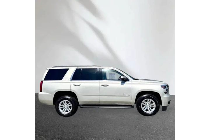 $21990 : 2016 Tahoe LS image 3